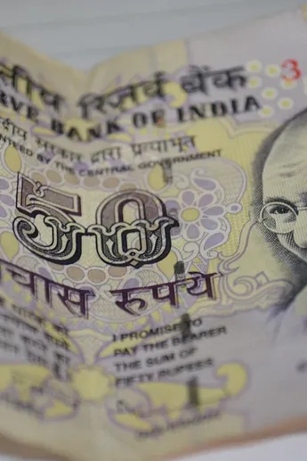 How to make money online in India for students